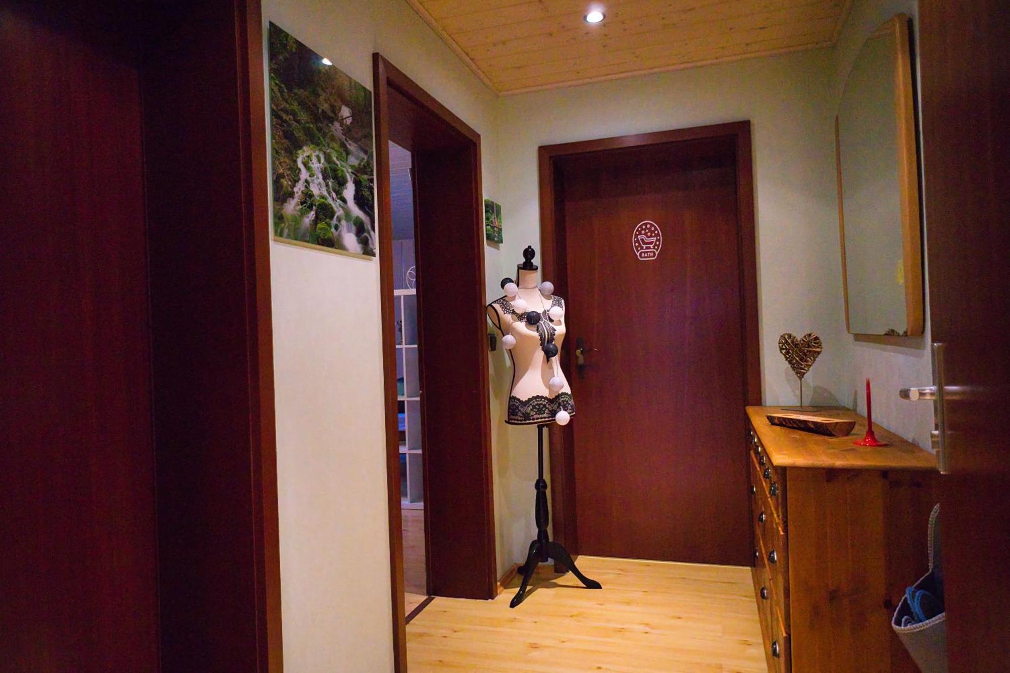 אברבאך Gemuetliche Wohnung Mit Neckarblick מראה חיצוני תמונה