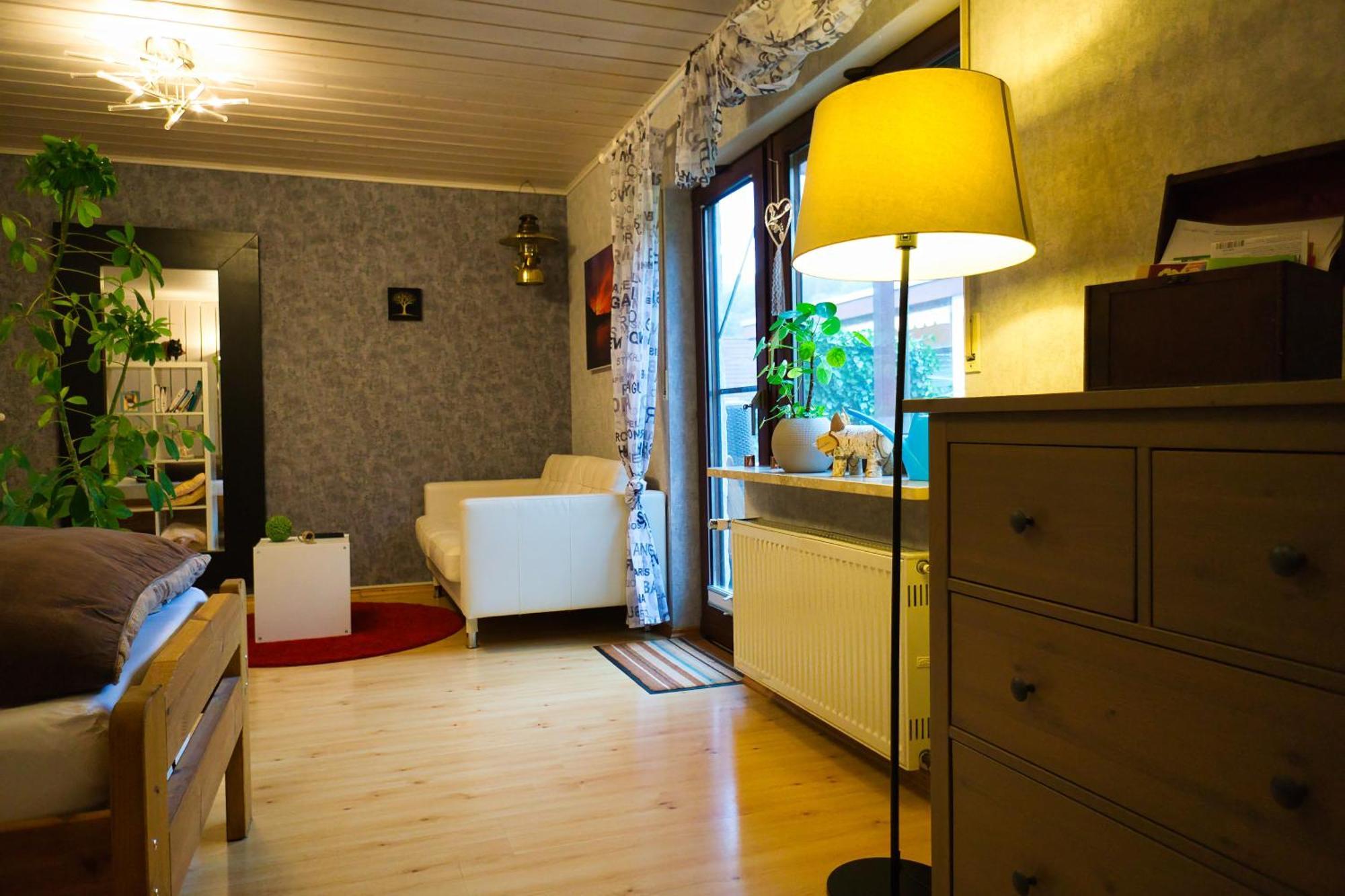 אברבאך Gemuetliche Wohnung Mit Neckarblick מראה חיצוני תמונה