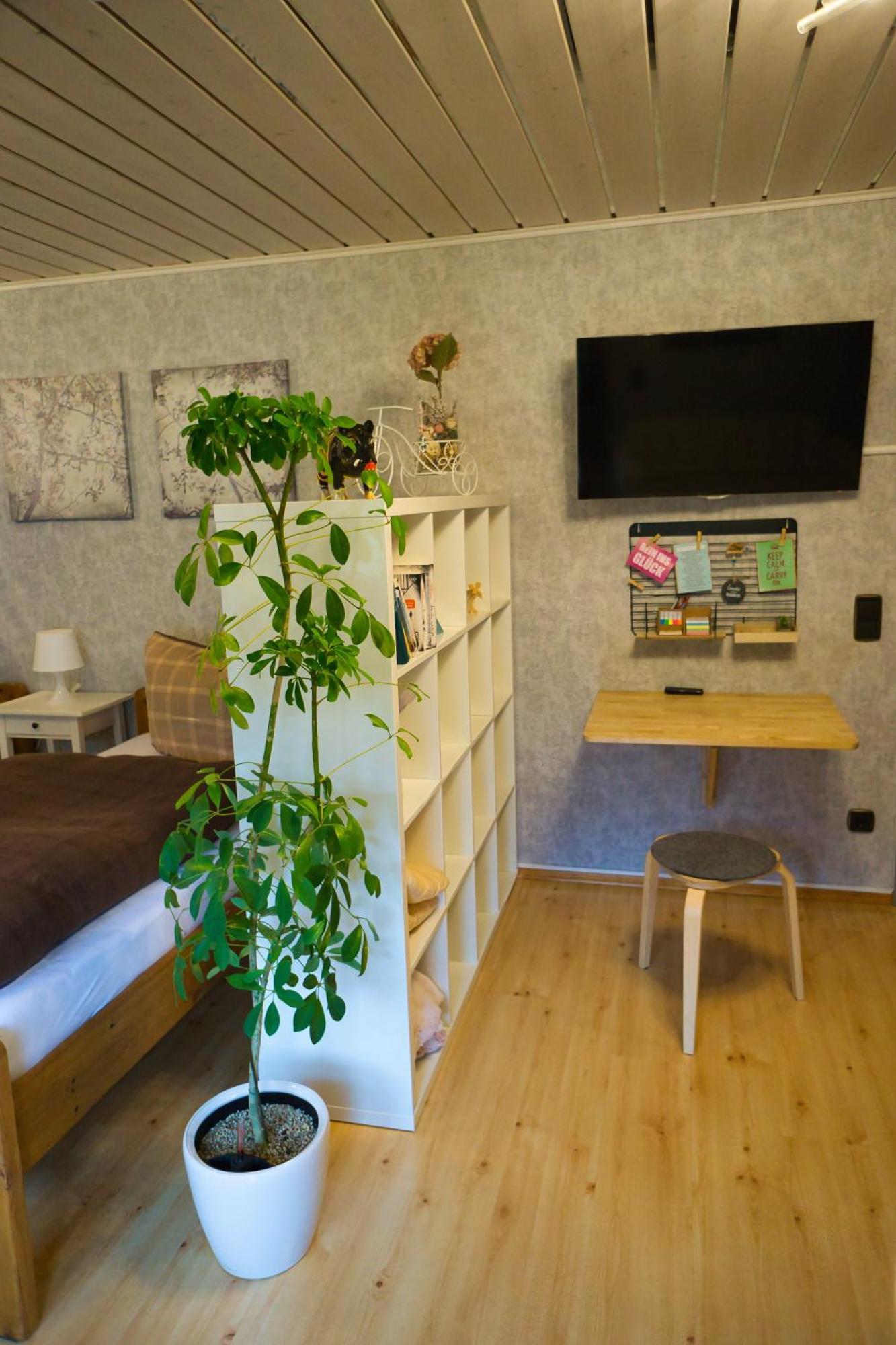 אברבאך Gemuetliche Wohnung Mit Neckarblick מראה חיצוני תמונה